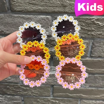 2024 Fiúk Lányok százszorszép virág Napszemüveg Rajzfilm Aranyos kerek keretes napszemüveg Szemüveg Gyerek retro Kültéri UV-védő szemüveg