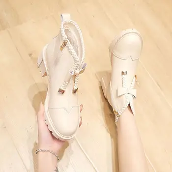 Csizma Fehér sarkú rövid cipő nőknek Kerek orrú női bokacsizma Punk stílusú vaskos lábbeli Nagyon magas sarkú platform gót