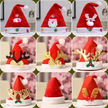 Jávorszarvas Mikulás sapka Aranyos Navidad ünnepi kellék Karácsonyi LED kalap agancs piros plüss Mikulás sapkák Gyerekek