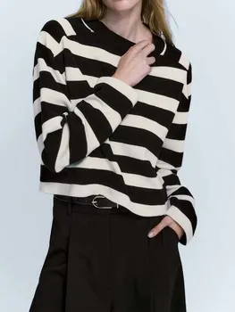 Nők 2023 Új divat vízszintes csík Laza kötés Kötött pulóver Vintage hosszú ujjú női pulóverek Elegáns felsők